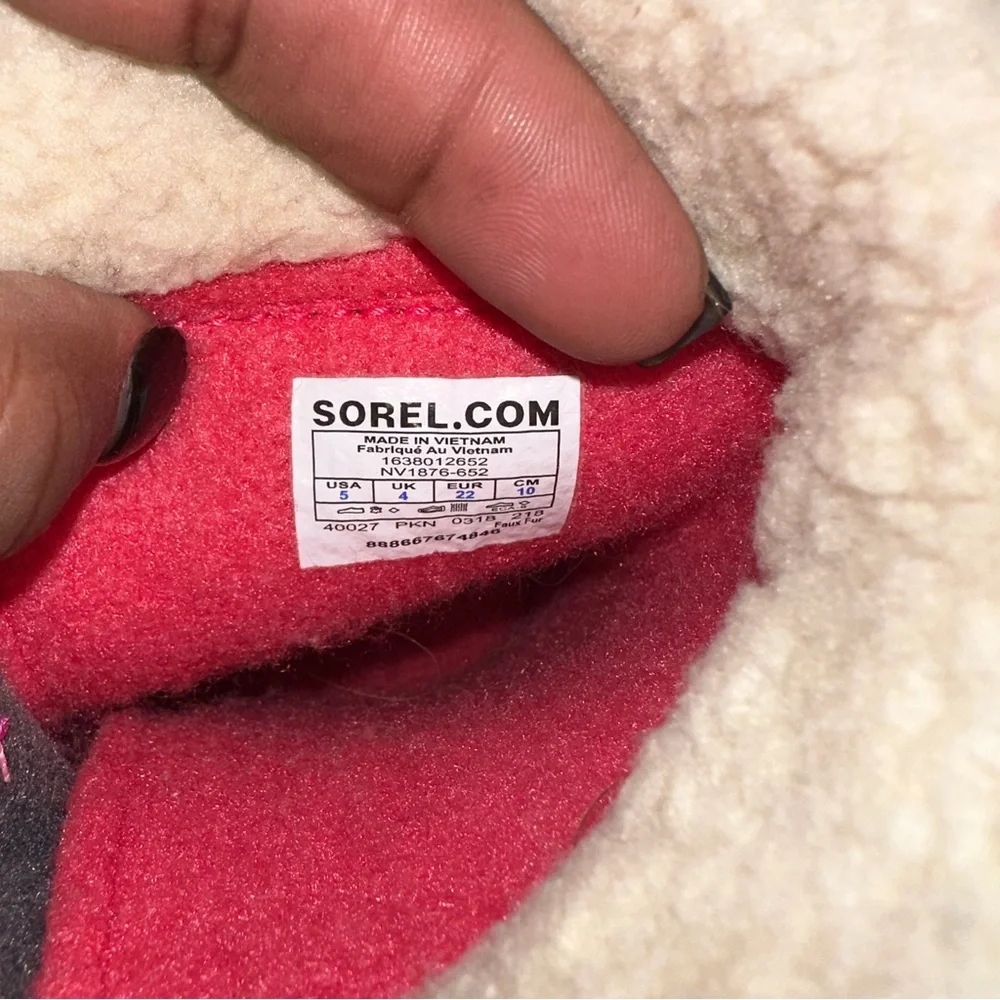 Sorel Children’s 1964 Pac Strap Waterproof Snow Boot Size 5